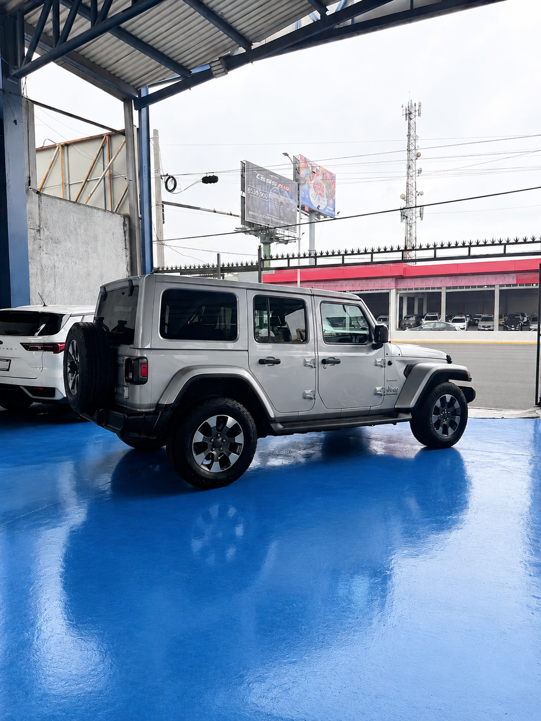 Jeep Wrangler Sahara 2023