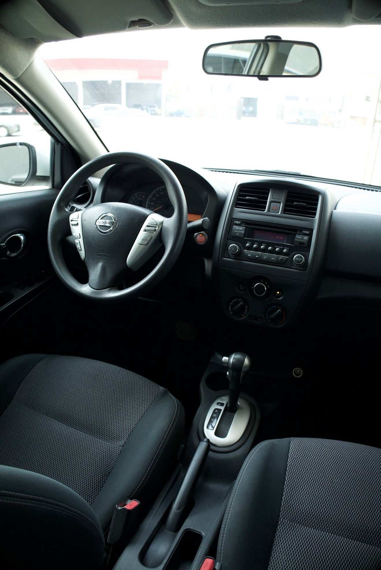 Nissan Versa Sense 2018