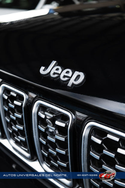 Jeep Grand Cherokee Summit Elite 4x4 2022