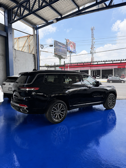 Jeep Grand Cherokee Summit Elite 4x4 2022