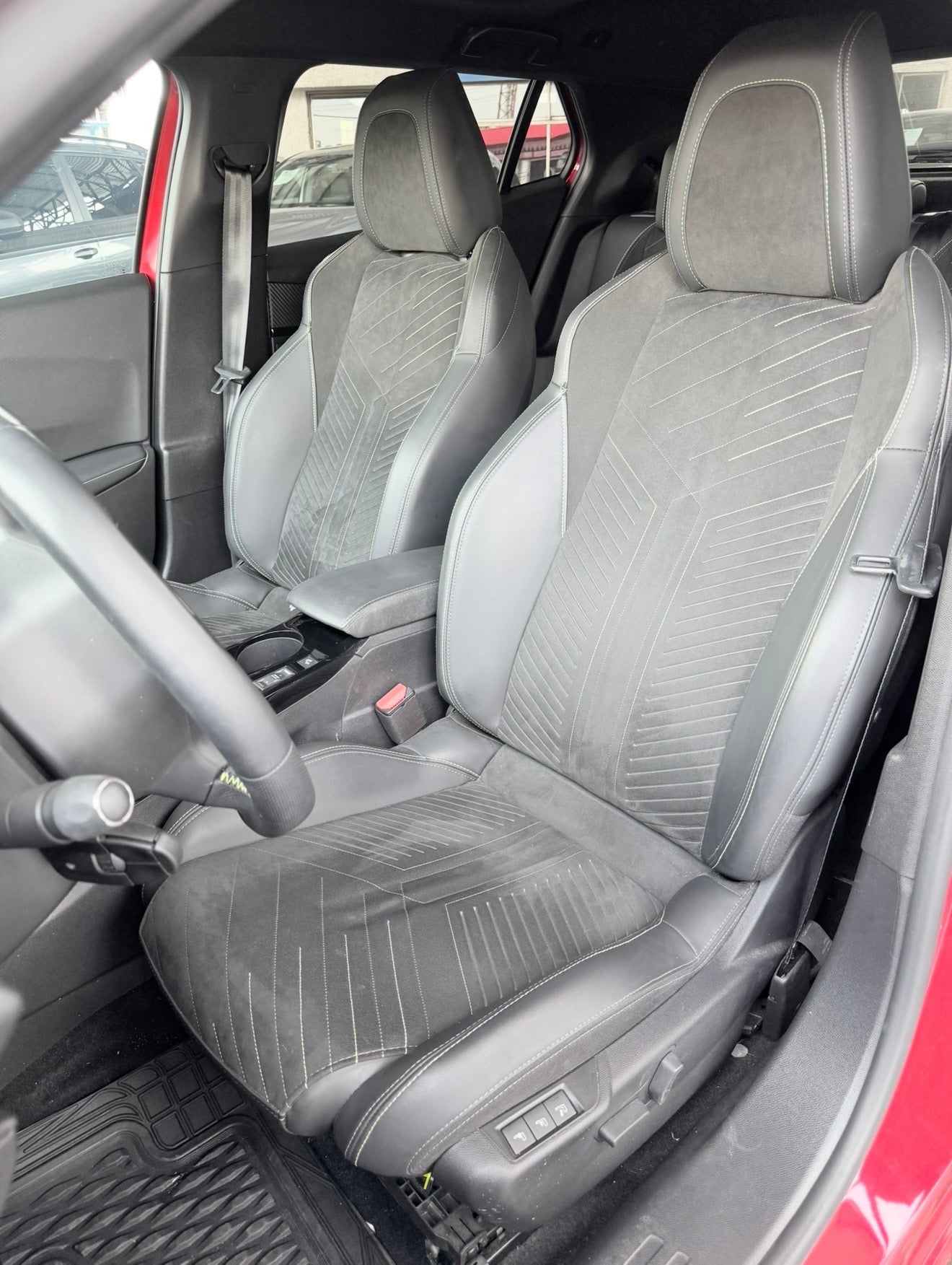 PEUGEOT 2008 GT LINE 2025