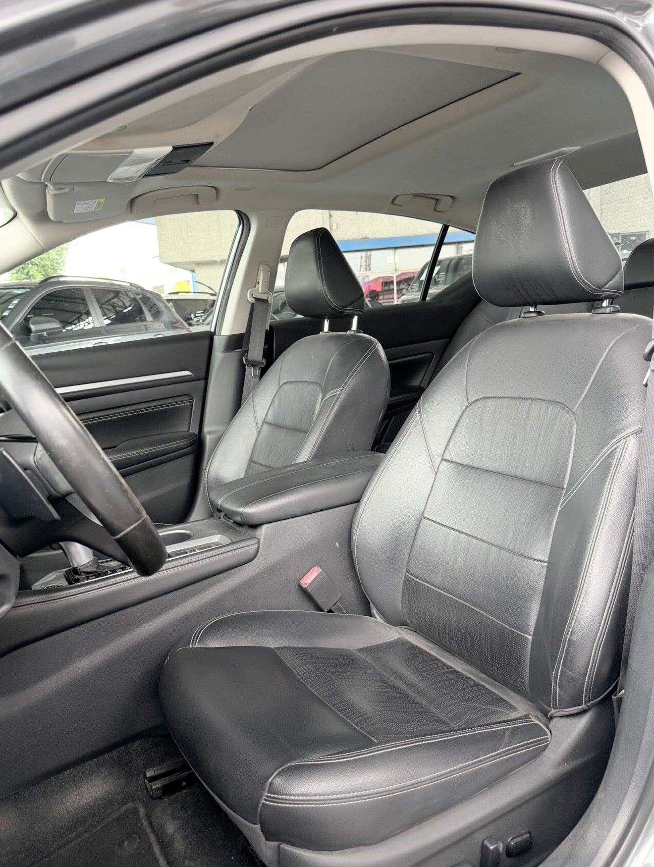 Nissan Altima Exclusive 2019