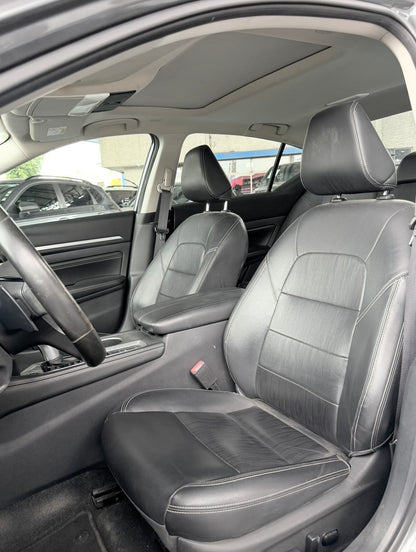 Nissan Altima Exclusive 2019
