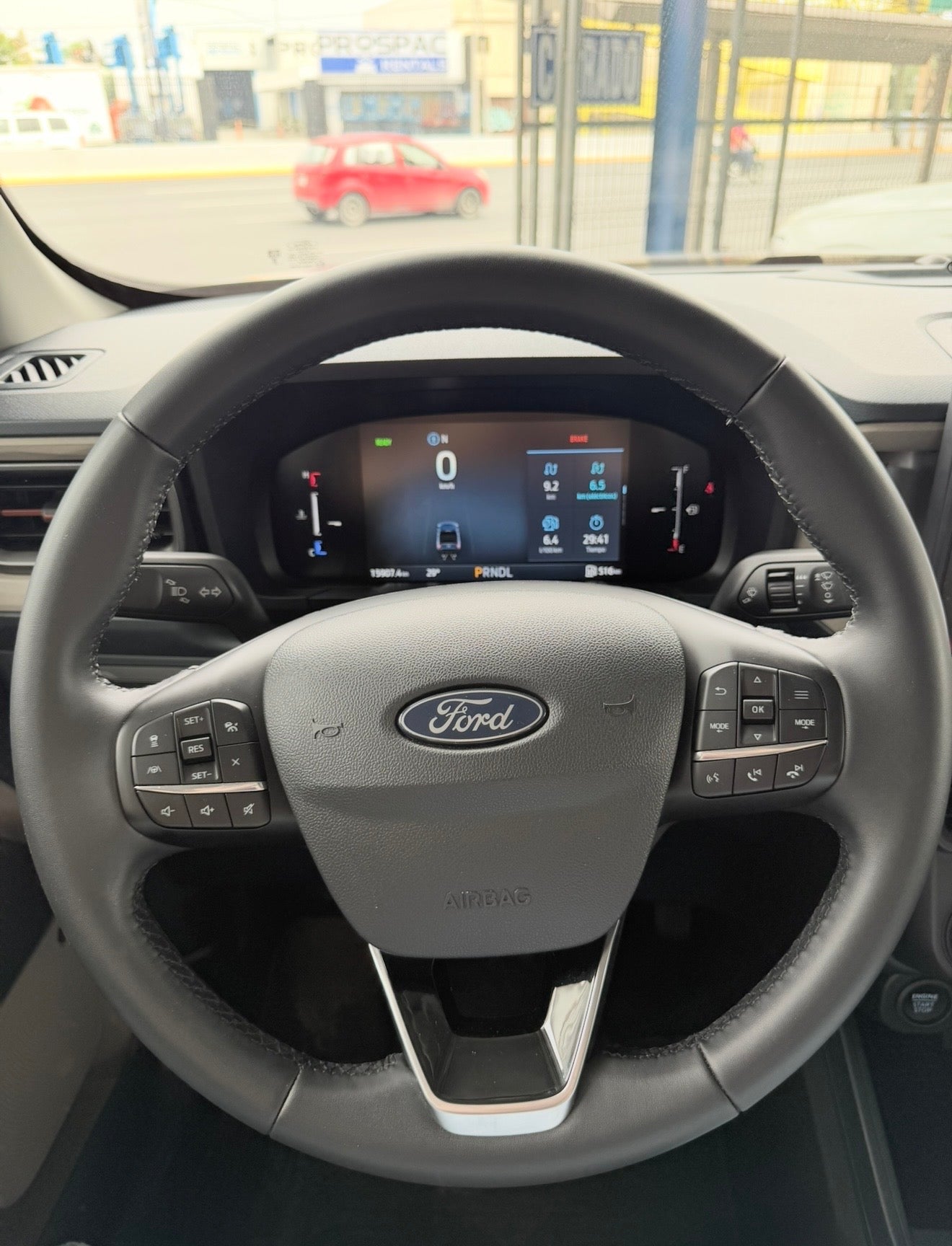 Ford Maverick Lariat Hybrid 2025