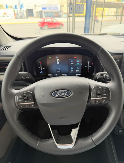 Ford Maverick Lariat Hybrid 2025