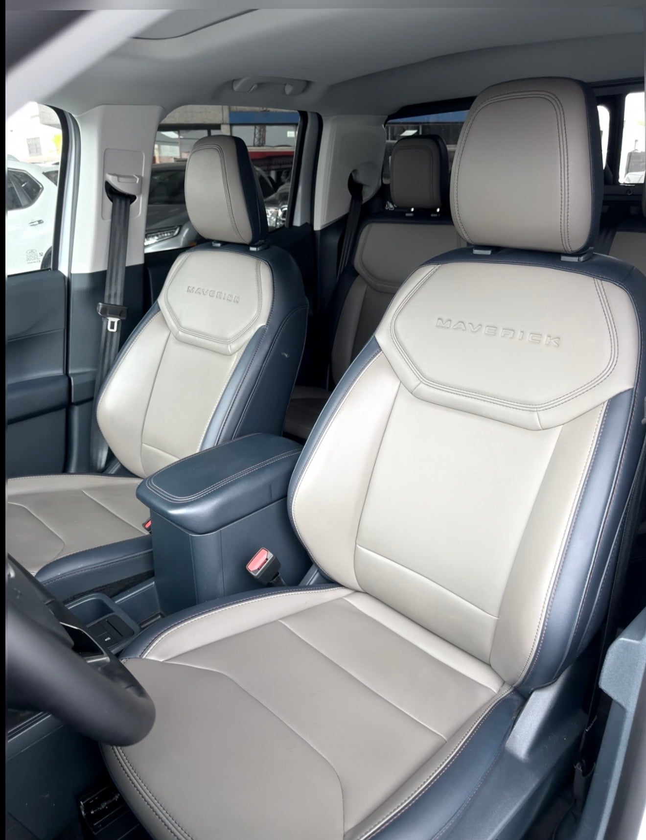 Ford Maverick Lariat Hybrid 2025