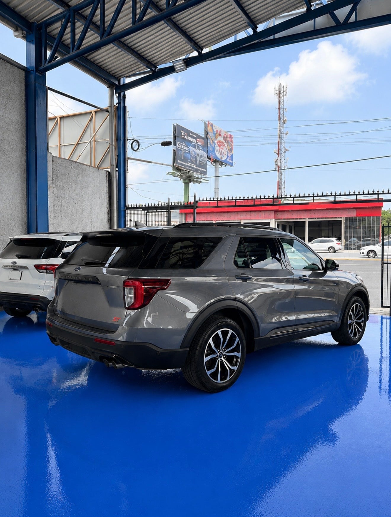 Ford Explorer ST 2024
